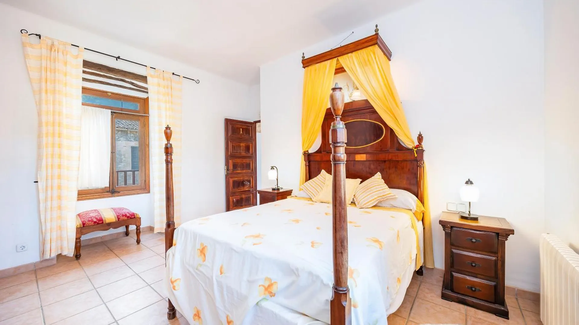 Villa Son Burguet Puigpunyent  0*, Puigpunyent (Mallorca) Spanien