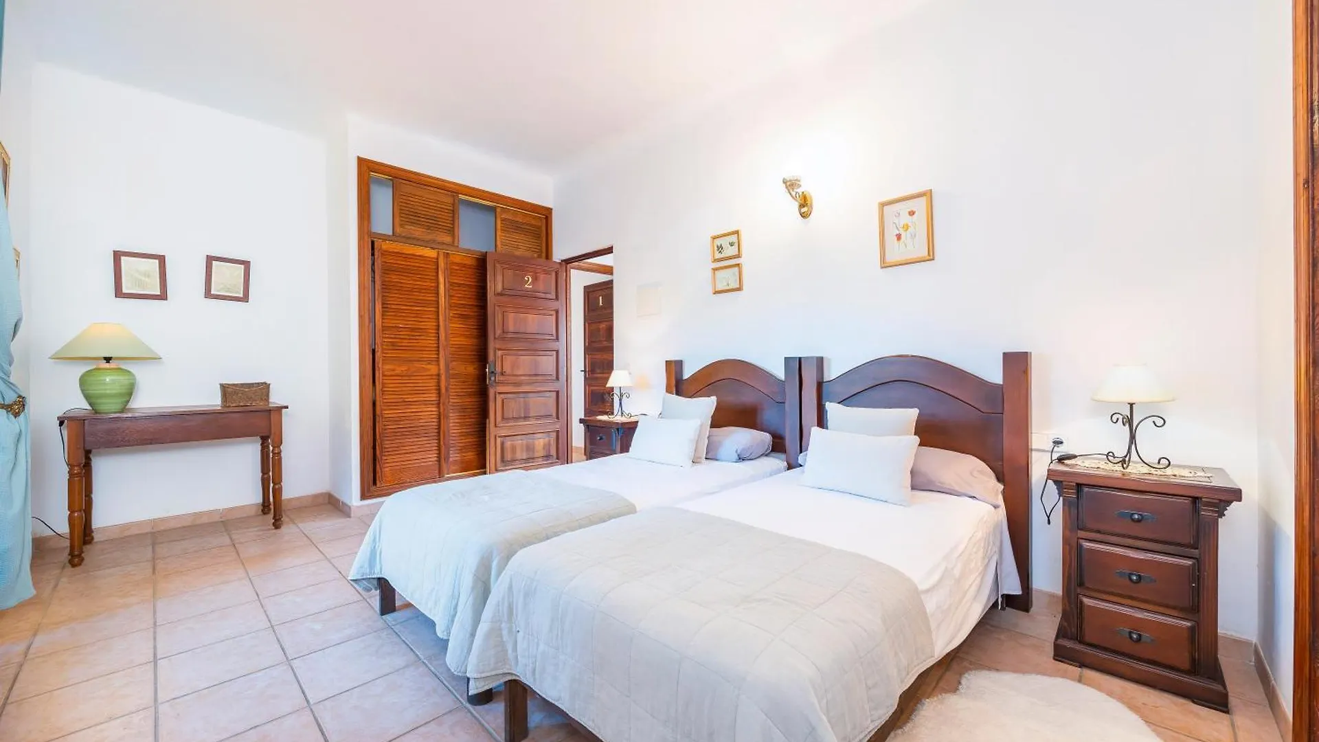 Villa Son Burguet Puigpunyent  Spanien